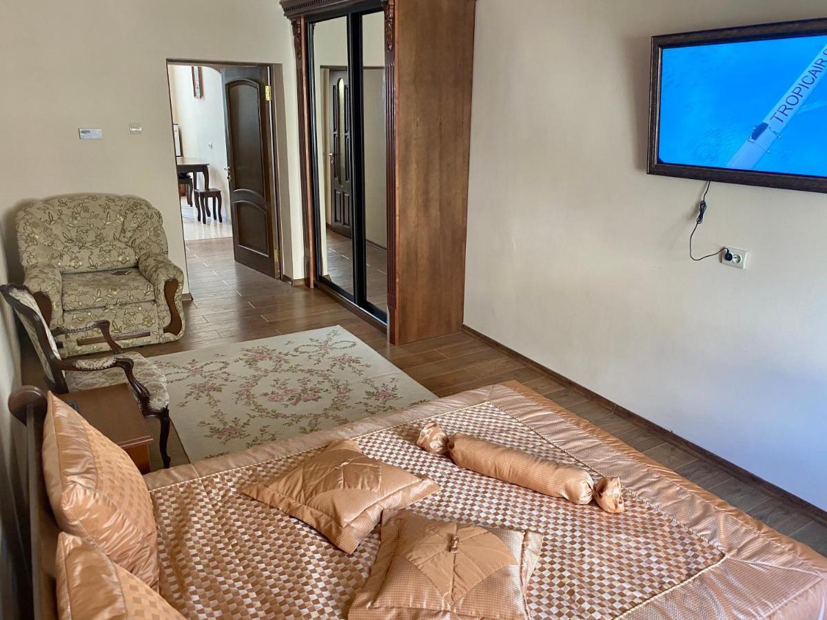 Cozy apartment Lwów Zewnętrze zdjęcie